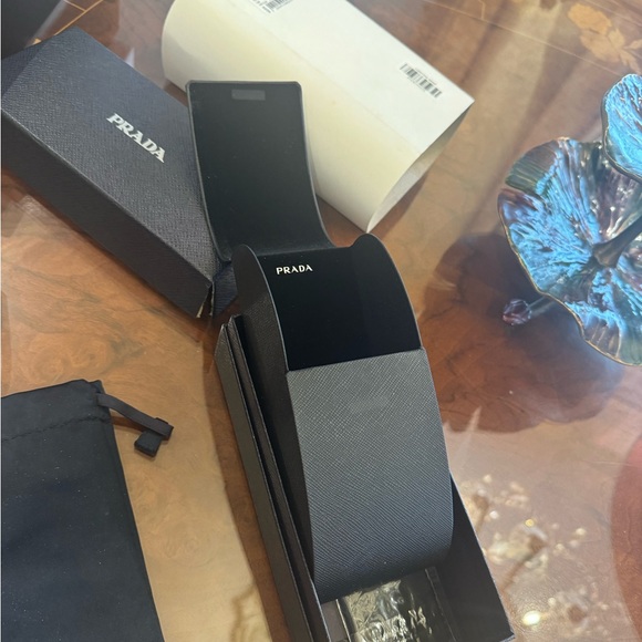 100% Auth Prada Milano sunglasses. Black/ grey geometric PR16WSF 1AB5D1 - Picture 12 of 16